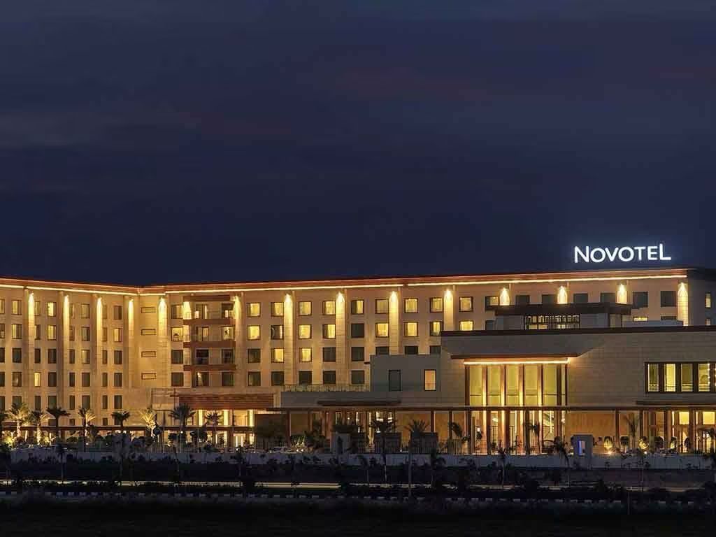  Novotel 
